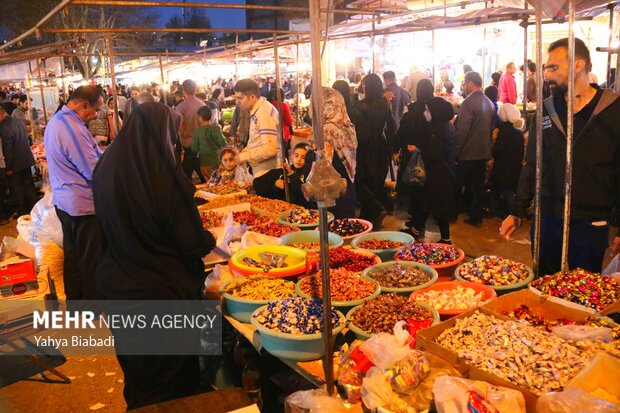 Kermanshah bazaar ahead of Nowruz
