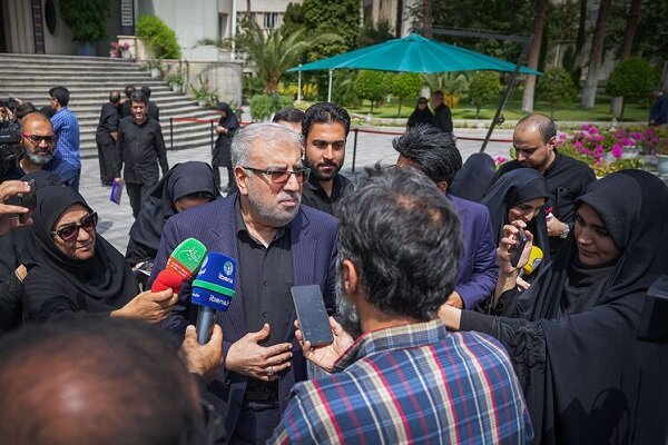 Iran to set new record in oil, gas production this year