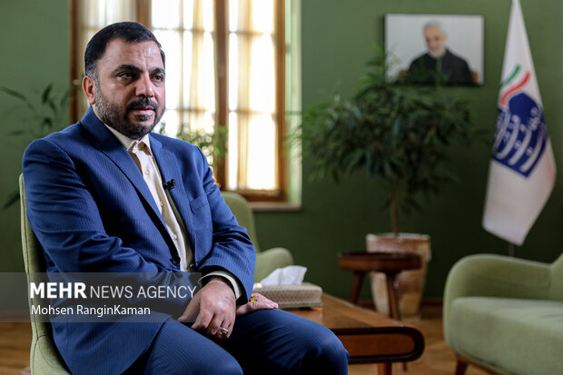 Iran to produce 20 more satellites next year