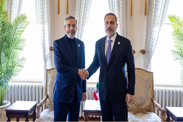 Iran, Turkey top diplomats confer on Israeli war on region