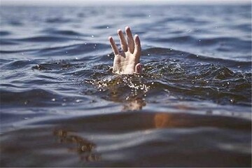 نجات مرد ۴۶ ساله از حادثه غرق شدگی در ساحل دلوار