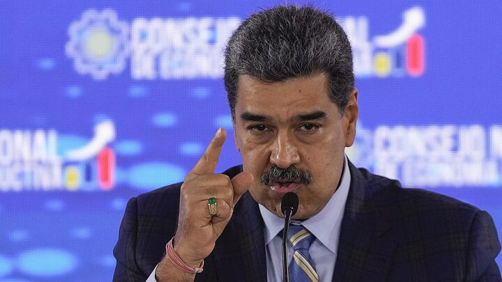 Maduro ruling party sweeps parliamentary, regional elections