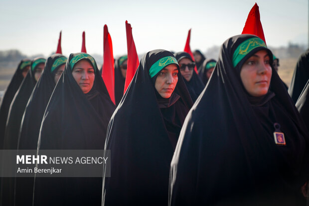 
50,000 Basij forces hold march in Shiraz