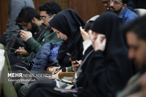 Presser of Government Spokesman
