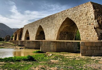 لنگرود ظرفیت تبدیل شدن به قطب گردشگری شمال کشور را دارد