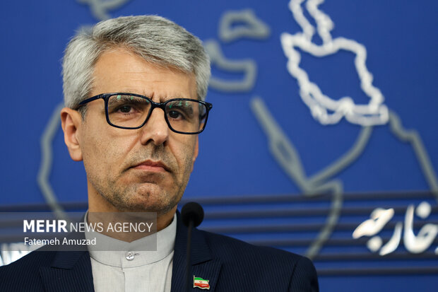 Iranian Foreign Ministry spokesman holds presser
