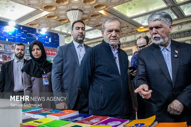 President Pezeshkian visits TIBF 2025
