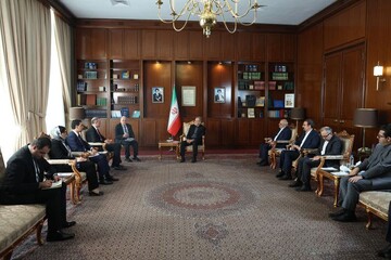 Iran seeking to enhance ties with its neighbors: Pezeshkian