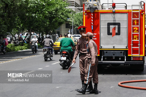 Fire erupts in warehouse of Asia Insurance Building in Tehran
