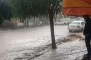 جاری شدن سیل در شادباد مشایخ تبریز