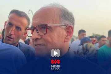 رهبر ارکستر سمفونیک تهران: بهترین مردم حرکت ایستادگی است